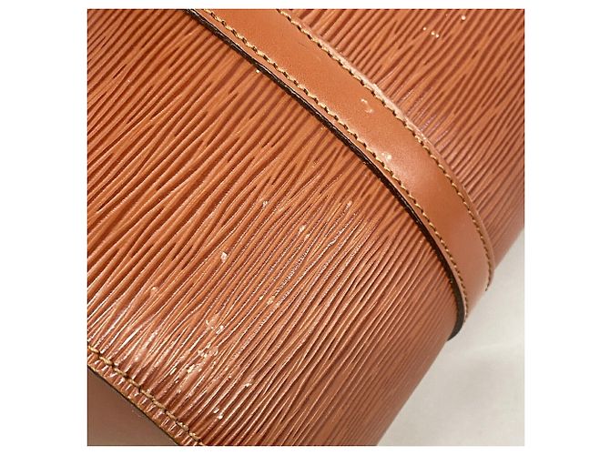 Bolso Louis Vuitton Epi Soufflot Castaño - vista 10