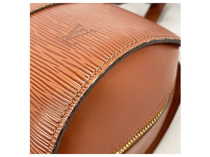 Bolso Louis Vuitton Epi Soufflot Castaño - vista 6