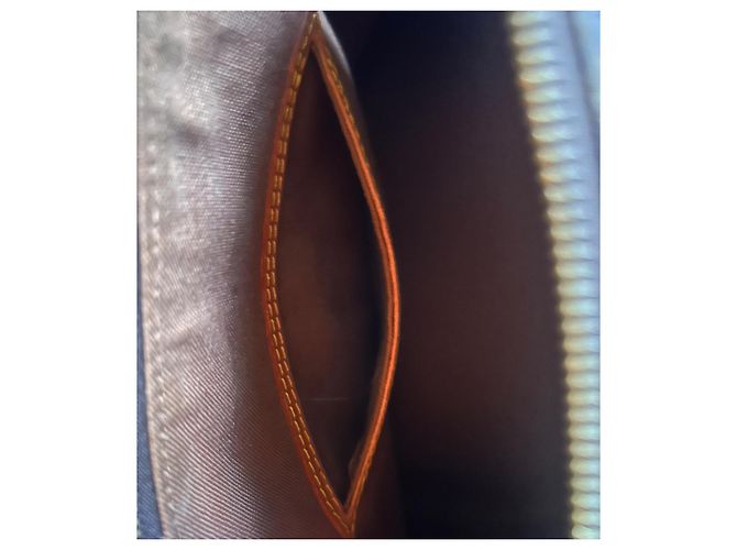 Louis Vuitton Alma PM Monogram Marrom - vista 11