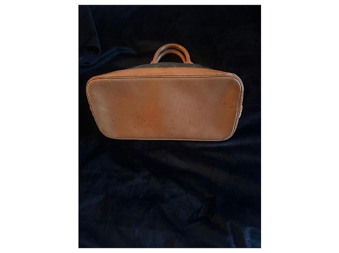 Louis Vuitton Alma PM Monogram Marrom - vista 5