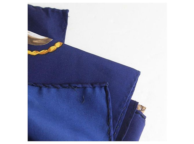 Lenço Chanel de seda estampado joias Azul Verde Roxo Gold hardware - vista 4