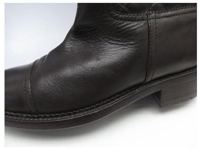BOTAS CHANEL LOGO CC G29323 CUERO ACOLCHADO MARRÓN Castaño - vista 14
