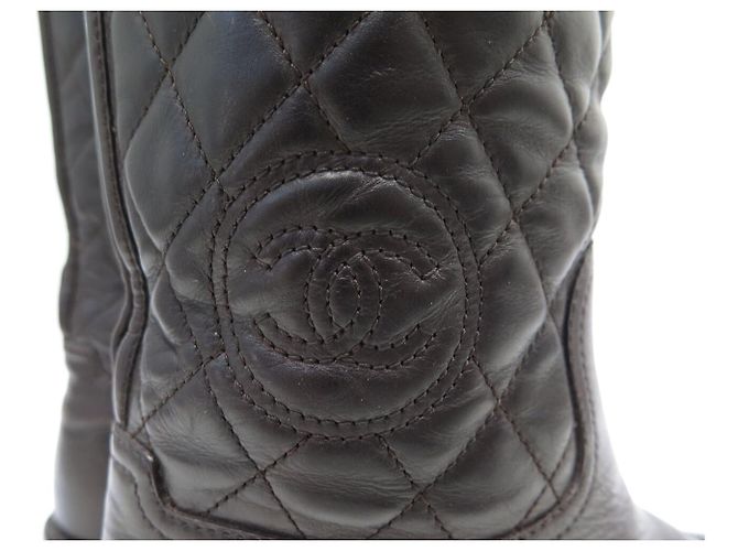 BOTAS CHANEL LOGO CC G29323 CUERO ACOLCHADO MARRÓN Castaño - vista 7