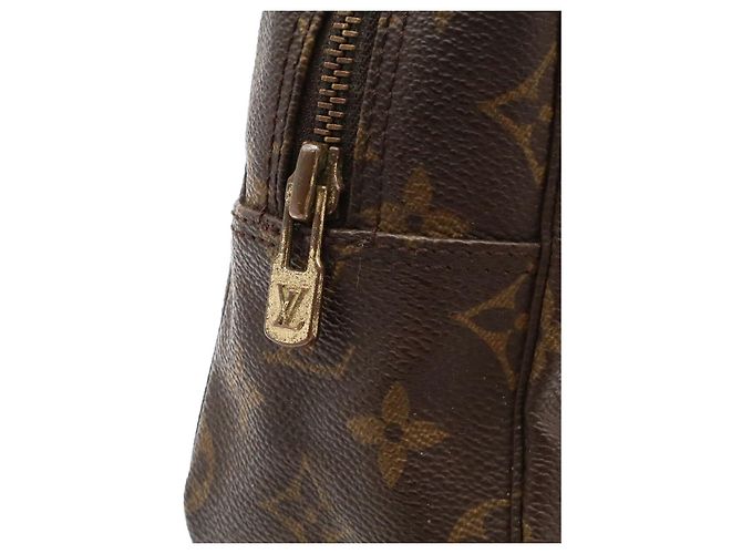 Louis Vuitton Trousse Toilette 28 Castaño - vista 4