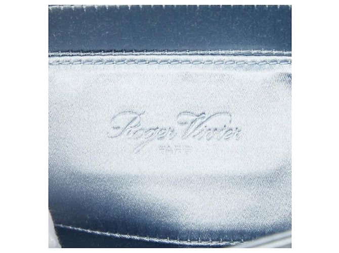 Roger Vivier Schultertasche aus Satin Blau - Ansicht 7