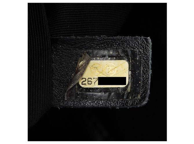 Chanel Calfskin CC Medium Vanity Case Black - view 6