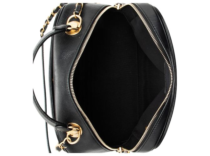 Chanel Calfskin CC Medium Vanity Case Black - view 7