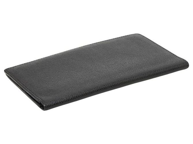 Louis Vuitton Portefeuille Long Taiga Leather Wallet Black - view 3