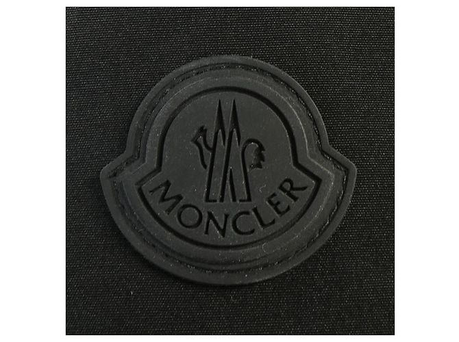 Moncler KERJEAN Down Jacket Black - view 9