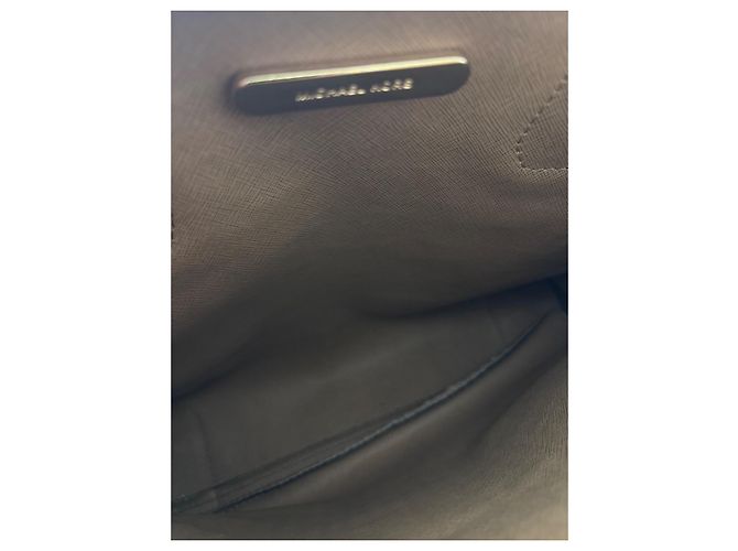 Michael Kors Borsa Tote Mercer in Pelle Traforata Nero - vista 5