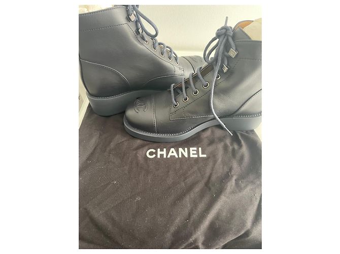 Chanel Blue Leather Lace-Up Boots with CC Logo Black Dark blue - view 11