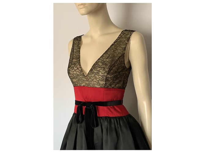 Abito Carolina Herrera in pizzo nero, raso e piume Rosso - vista 4