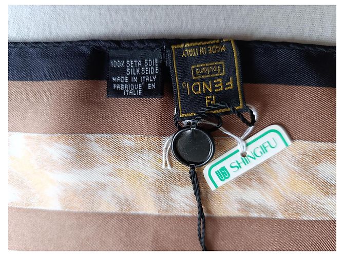 Pañuelo de seda Fendi estampado leopardo y ajedrez Castaño Negro Estampado de leopardo - vista 5