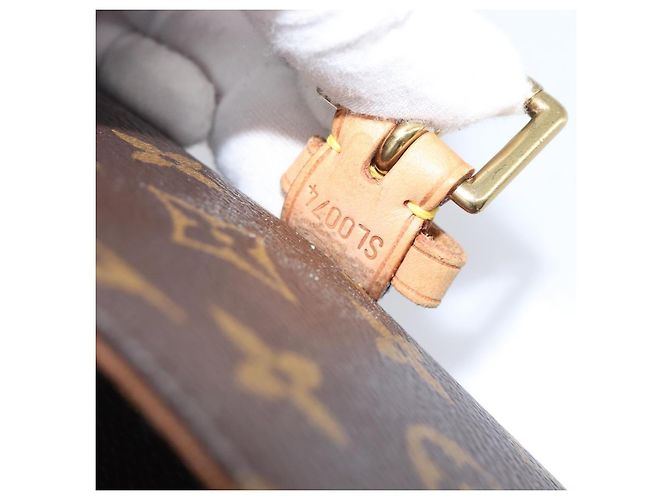 LOUIS VUITTON Monogram Sologne Shoulder Bag M42250 LV Auth am12676A Monograma - vista 12
