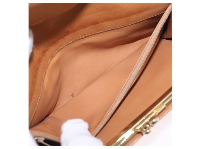 Céline Portafoglio lungo CELINE Macadam Canvas PVC Beige Gold Auth 205392A D'oro - vista 22
