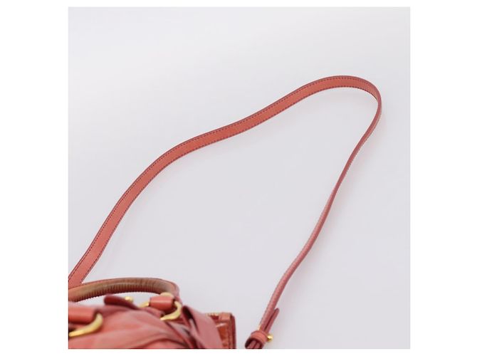 Bolsa de Mão Miu Miu em Couro 2way Rosa Tom Dourado Auth 167647M - vista 16
