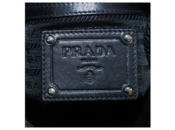 Borsa a tracolla con volant PRADA in pelle nera argento Auth am12754V Nero - vista 17