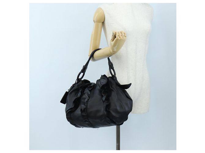 Borsa a tracolla con volant PRADA in pelle nera argento Auth am12754V Nero - vista 22