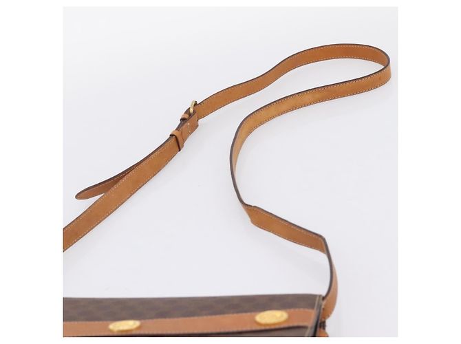 Céline Bolsa de Ombro CELINE Macadam Medallion PVC Marrom Tom Dourado Auth 207584 - vista 14