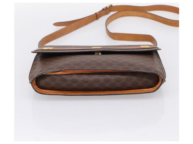 Céline Bolsa de Ombro CELINE Macadam Medallion PVC Marrom Tom Dourado Auth 207584 - vista 5