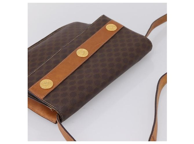 Céline Bolsa de Ombro CELINE Macadam Medallion PVC Marrom Tom Dourado Auth 207584 - vista 6