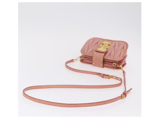 Bolsa de Ombro Miu Miu Matelassé Couro Rosa Ouro Auth 167645A Dourado - vista 7