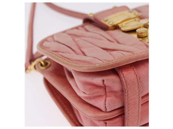 Bolsa de Ombro Miu Miu Matelassé Couro Rosa Ouro Auth 167645A Dourado - vista 9