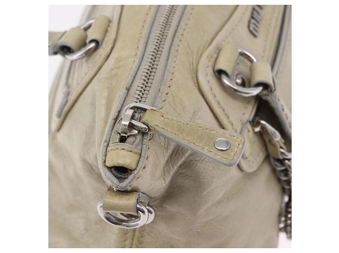 Miu Miu Handtasche aus Leder Grau Silber Auth 206866A Braun - Ansicht 10