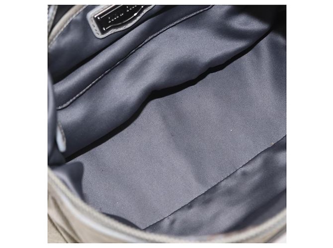 Miu Miu Handtasche aus Leder Grau Silber Auth 206866A Braun - Ansicht 11