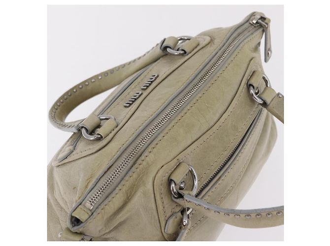 Miu Miu Handtasche aus Leder Grau Silber Auth 206866A Braun - Ansicht 14