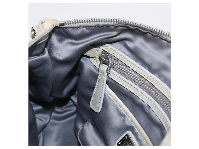 Miu Miu Handtasche aus Leder Grau Silber Auth 206866A Braun - Ansicht 25
