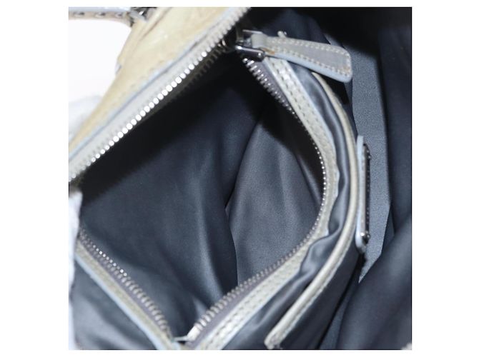 Miu Miu Handtasche aus Leder Grau Silber Auth 206866A Braun - Ansicht 26