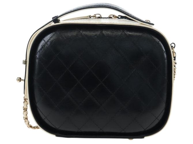 Bolso Vanity CHANEL Matelasse con cadena de cuero 2way White Gold CC Auth 206845A Blanco Dorado - vista 2