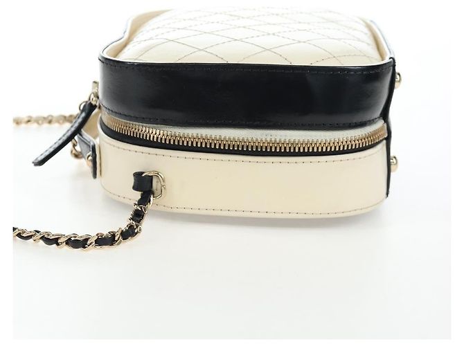 Bolso Vanity CHANEL Matelasse con cadena de cuero 2way White Gold CC Auth 206845A Blanco Dorado - vista 3