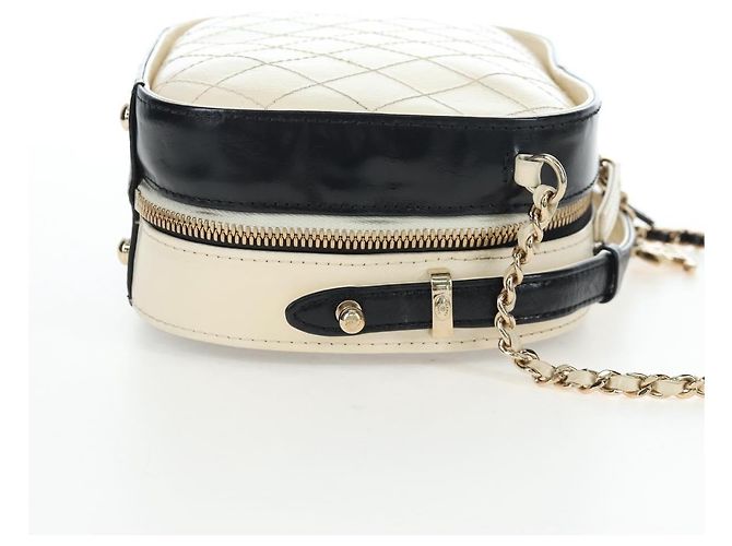 Bolso Vanity CHANEL Matelasse con cadena de cuero 2way White Gold CC Auth 206845A Blanco Dorado - vista 4