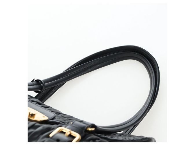 Borsa Tote a rucchio PRADA in pelle nera e oro Auth BA16064SAV Nero D'oro - vista 14