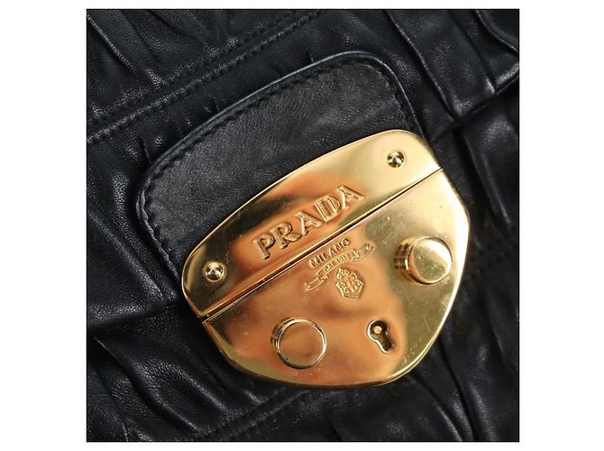 Borsa Tote a rucchio PRADA in pelle nera e oro Auth BA16064SAV Nero D'oro - vista 19