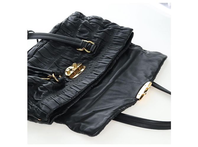 Borsa Tote a rucchio PRADA in pelle nera e oro Auth BA16064SAV Nero D'oro - vista 20