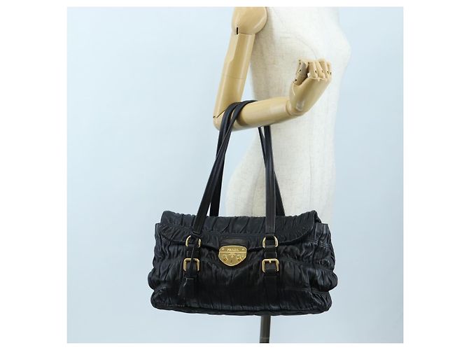 Borsa Tote a rucchio PRADA in pelle nera e oro Auth BA16064SAV Nero D'oro - vista 26