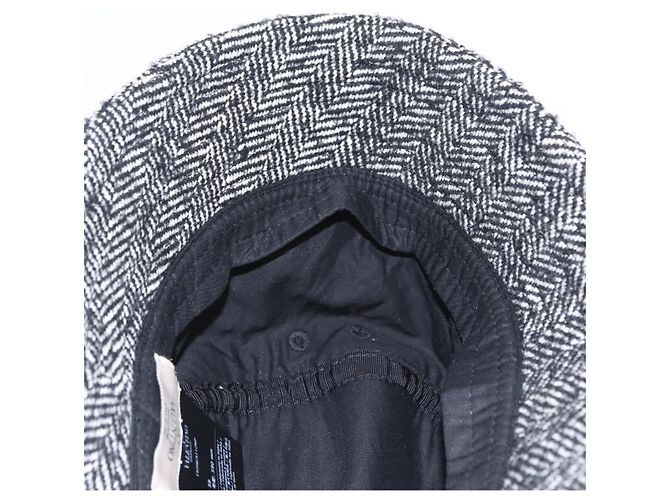 Valentino Bucket Hat Wool Black White Auth BA16214V - view 11