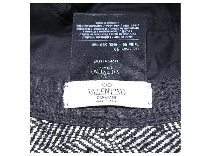 Valentino Bucket Hat Wool Black White Auth BA16214V - view 8