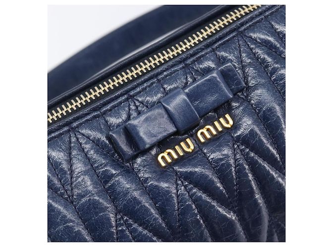 Borsa a spalla Miu Miu Matelassé in pelle blu e oro RR1937 Auth am12690V D'oro - vista 19