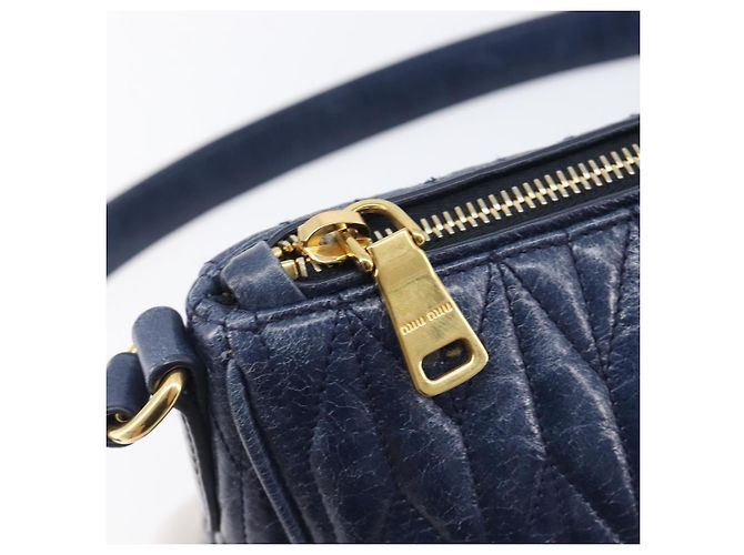 Borsa a spalla Miu Miu Matelassé in pelle blu e oro RR1937 Auth am12690V D'oro - vista 20