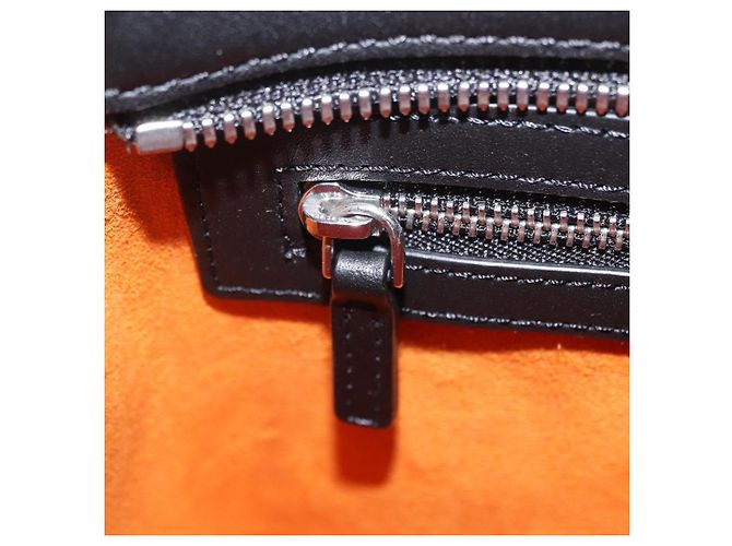 Bolso MCM Vicetos Logogram PVC Leather 2way LOONEY TUNES Black Silver Auth 202523M Negro Plata - vista 27