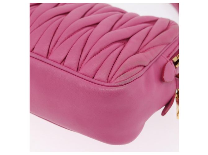 Borsa a spalla Miu Miu Matelassé in pelle rosa tono oro Auth 207581V - vista 18