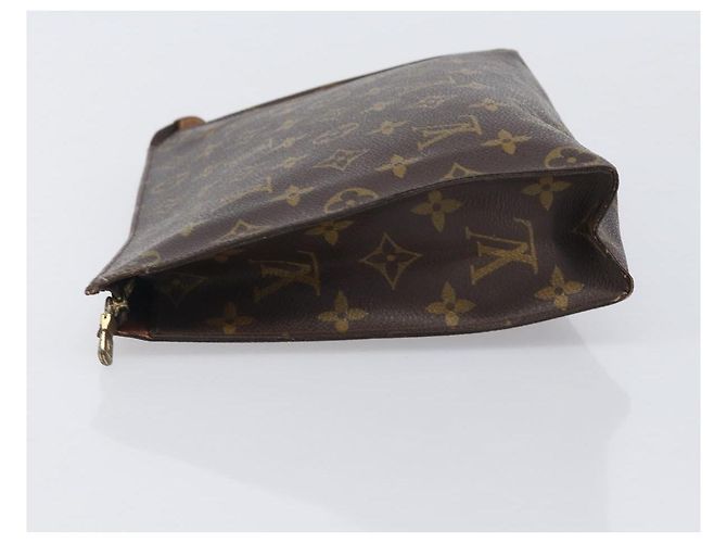 LOUIS VUITTON Monogram Poche Toilette 26 Pouch M47542 LV Auth 207426A - view 4