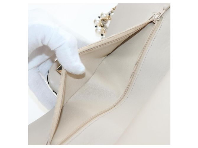 Borsa a tracolla CHANEL Matelasse 25 Chain Canvas White Gold CC Auth 206278SM Bianco D'oro - vista 26