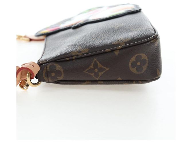 LOUIS VUITTON Panda LVxTM Pochette Accessoires Bag M13440 LV Auth BA15764SM Monograma - vista 3
