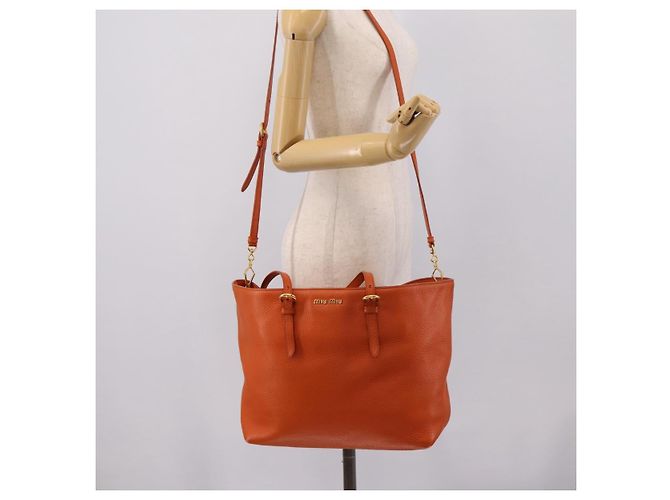 Saco Tote Miu Miu em Couro 2way Laranja Tom Dourado Auth BA16090 - vista 28
