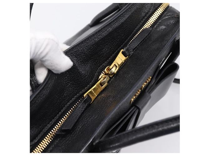 Borsa a mano Miu Miu con fiocco frontale in pelle 2way Black Gold Auth am12684V Nero D'oro - vista 10